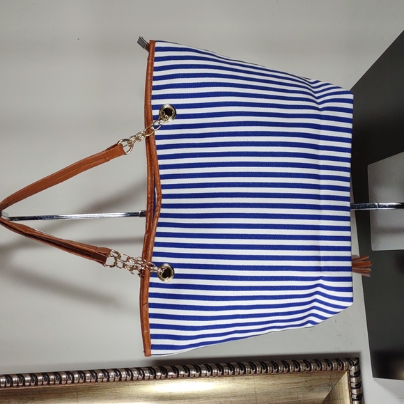 Stripe Canvas Tote Bag - Picture 4 of 8